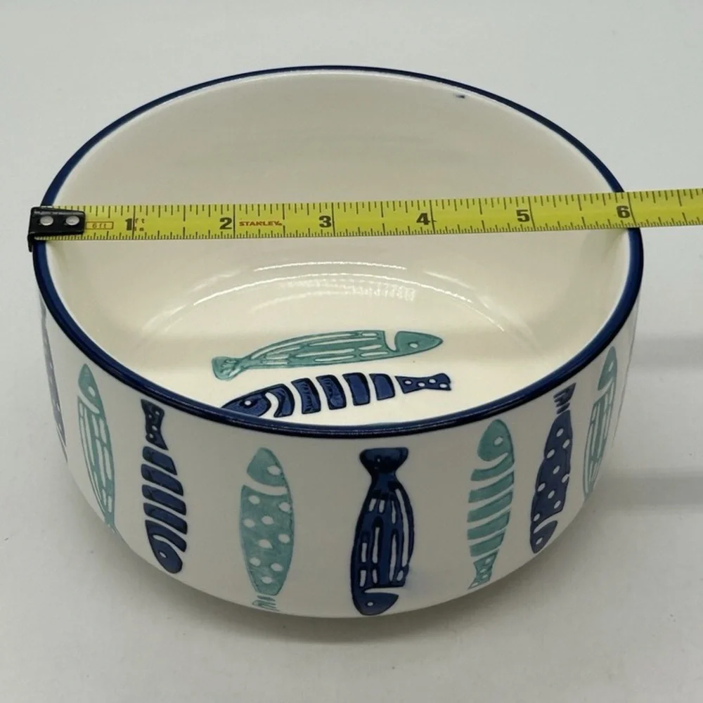 Ceramic Fish Design Pet Bowl - Blue and White